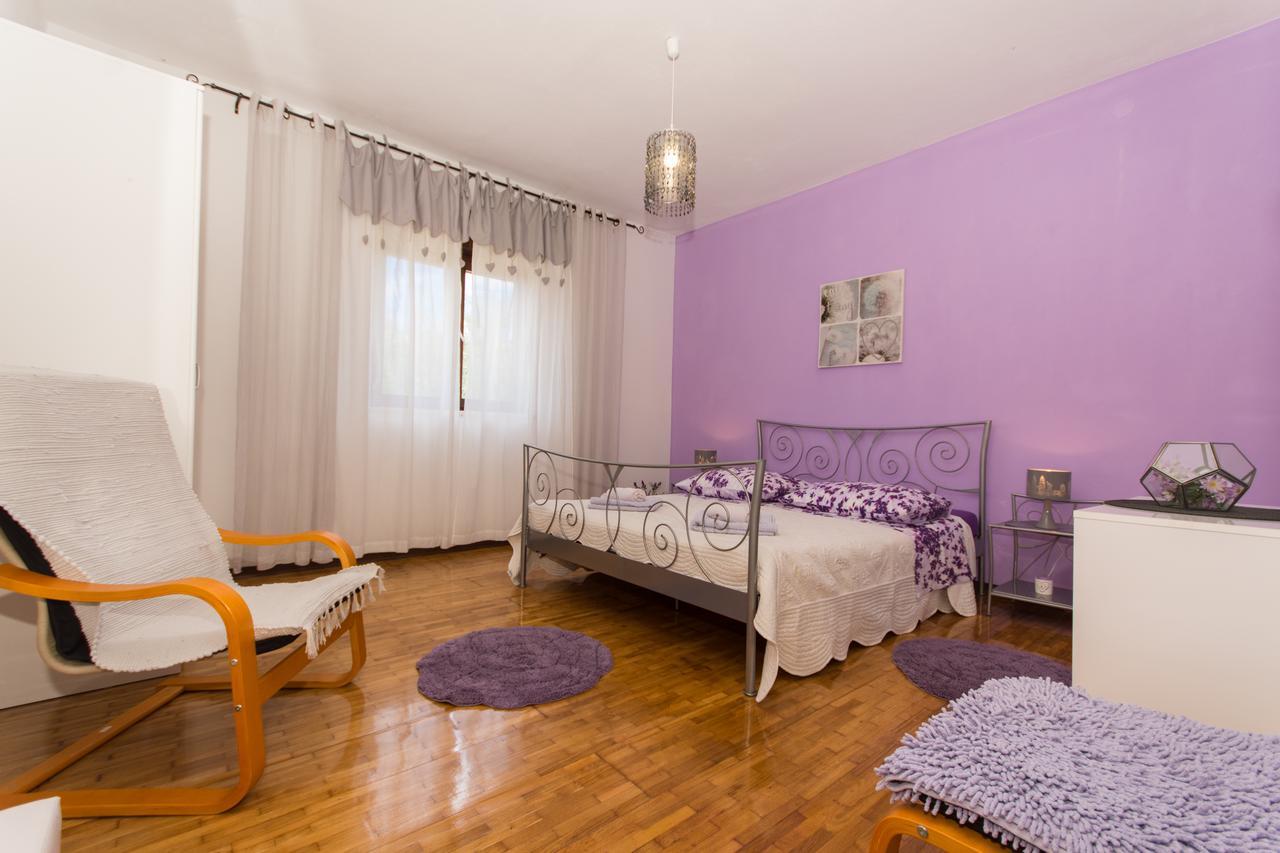 Apartment Lorenzo Trogir Bagian luar foto